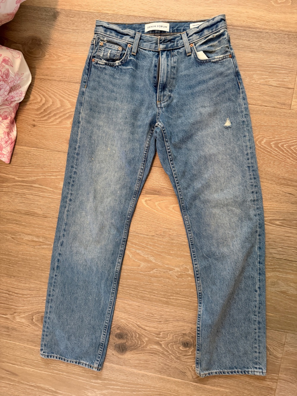 Aritizia Denim Forum Comfy Low Rise Loose Jeans